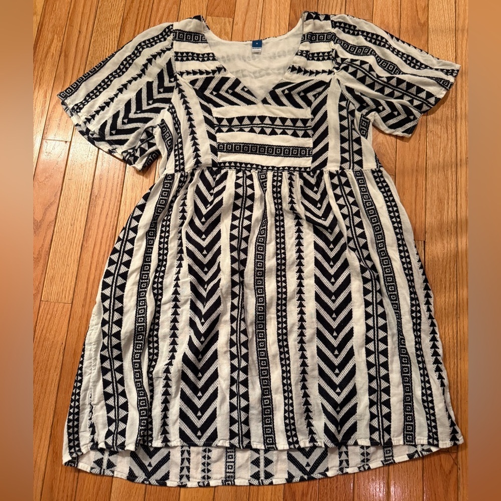 Old Navy Black and White Cotton Blend Patterned Dress
